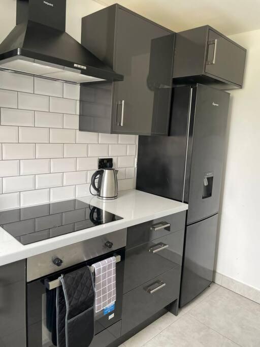 Grays Serviced Apartment Stifford Eksteriør bilde